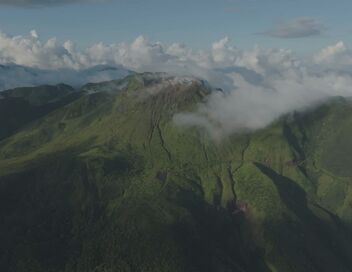 Volcan de la Soufrière : éruption imminente ?