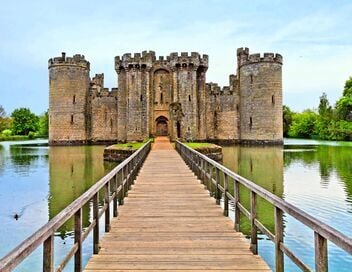 Châteaux forts, une passion française