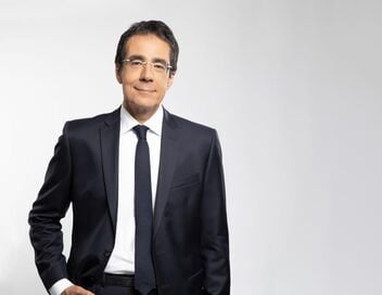 Face à Darius Rochebin